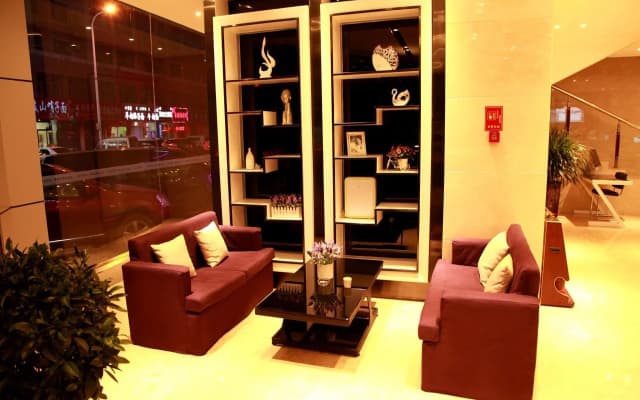 Lavande Hotel (Yinchuan North Gate Tourism Bus Station)