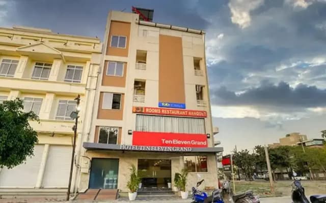 FabHotel Ten Eleven Grand