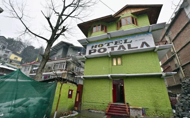 OYO 28187 Hotel Potala