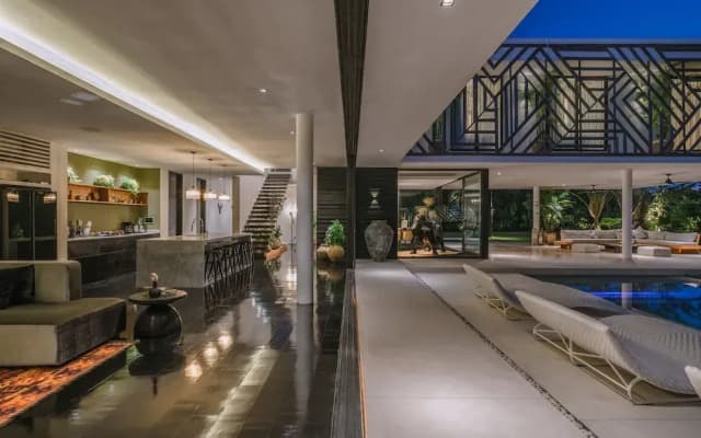 Villa BullHouse