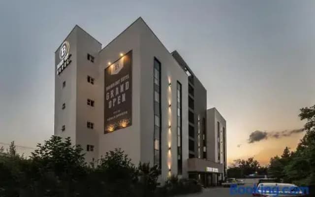 Brown-Dot Hotel Dongchon Amusement Park