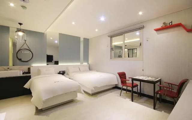 Sacheon (Samcheonpo) Muni Hotel