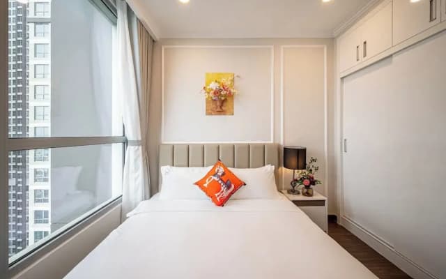 Luxury Bluesun Landmark 81 & Vinhomes