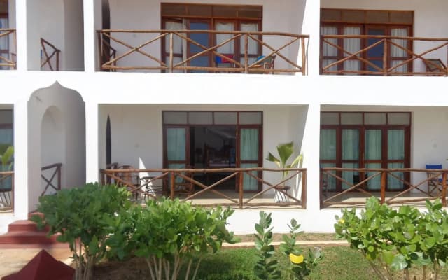 Reef & Beach Resort