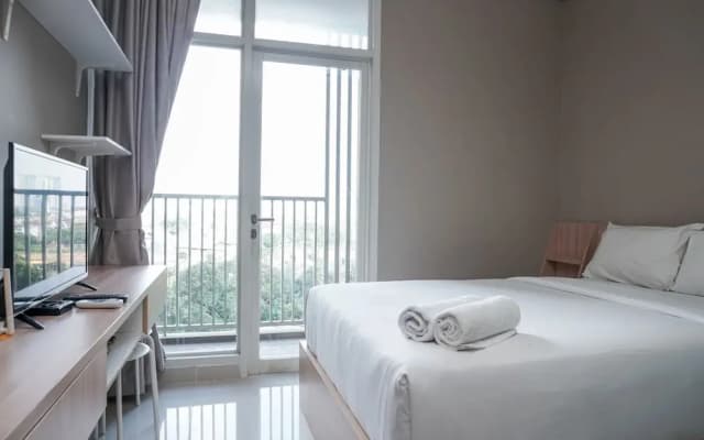 Comfortable Design Studio Apartment Ciputra International