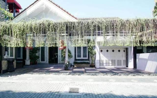 OYO 3986 Just 11 Boutique Residence Syariah