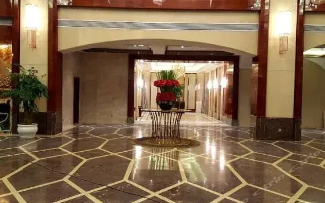 Four Seasons Goldensun Hotel