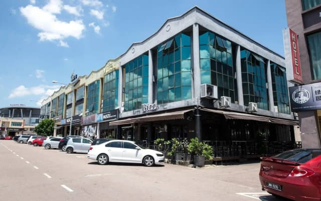 OYO 1214 Oro Hotel