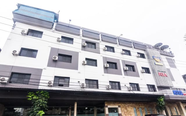OYO 1896 Kita Hotel