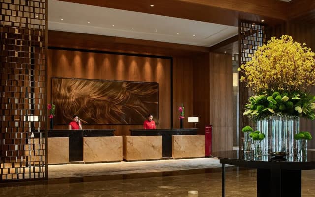 Hualuxe Hotels And Resorts Ningbo Harbor City