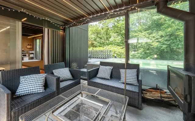 Gwangju Chez Pompom Dokchae Poolvilla