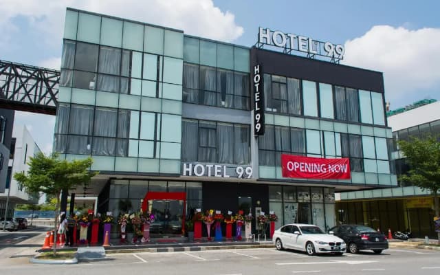 Hotel 99 Sepang Klia