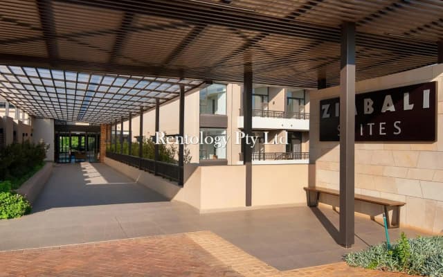 Fabulous 1 Bed Zimbali Suites Sea View