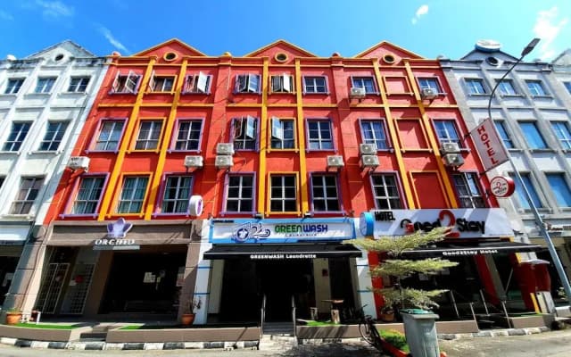 Oyo 44108 Good 2 Stay Hotel