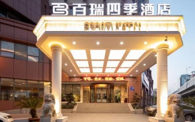Braim Seasons Hotel