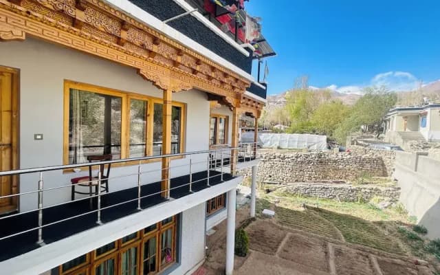 Hillside Homestay and Hostel