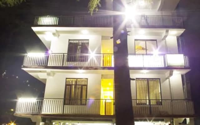 Hotel The Oak Valley