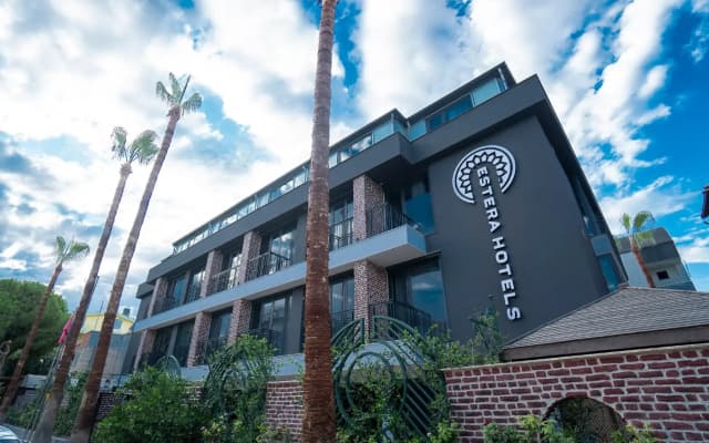 Estera Hotel & Spa
