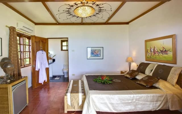 Fish Unlimited Beach & Dive Resort