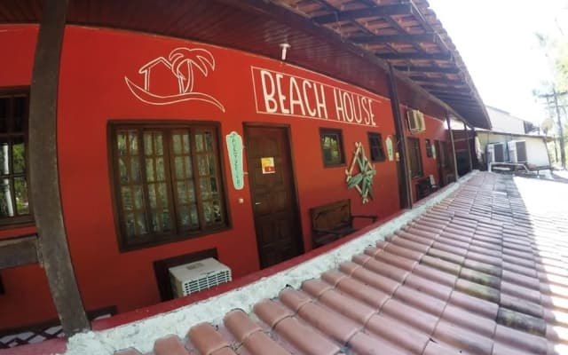 Beach House Ilha Grande - Hostel