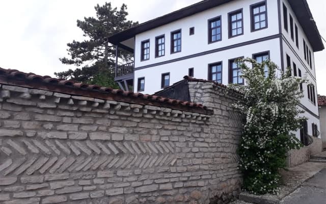 Dibekonu Konak