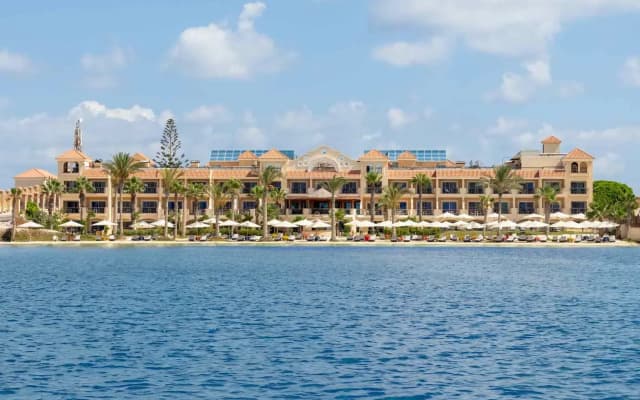 Курортный отель Safir Marsa Matrouh Resort