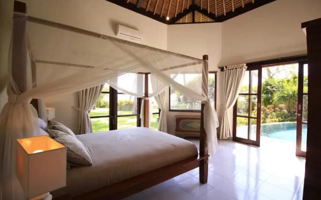 Kembali Villa