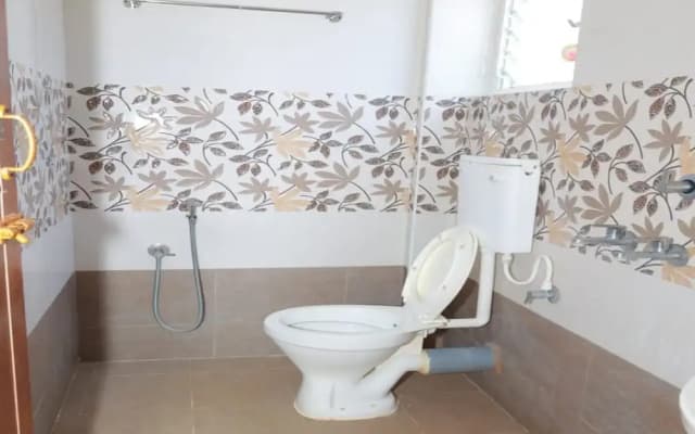 Aryas Residency