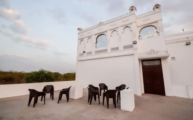 Oyo 36851 Hotel Silver Retreat