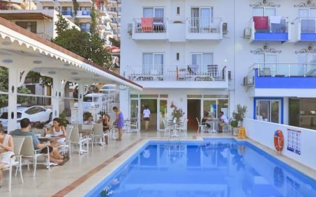 Linda Beach Class Hotel