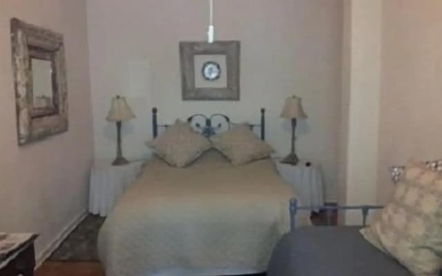The Green Acorn Guest House
