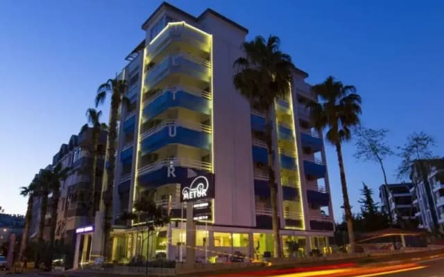 Mene City Hotel