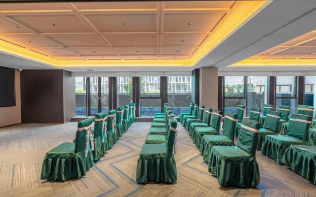 Kunming Huagu Hotel (Changshui International Airport Platinum Port Modern Plaza Store)