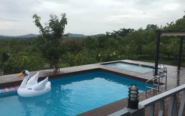 Bed and Breakfast Rim Phu Phu Resort