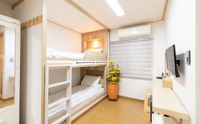 Huayuan House Hongdae - Hostel