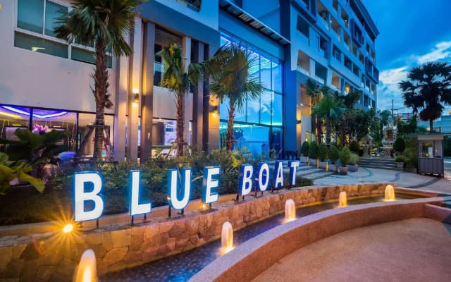 Blue Boat Hotel JC