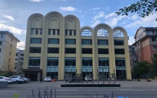 Antoine Grand Hotel