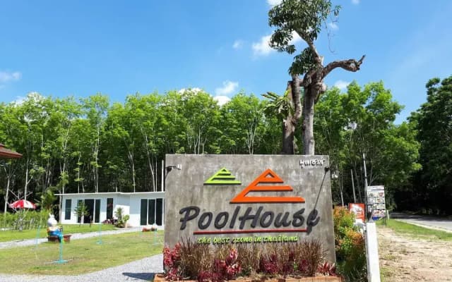 Pool House Lanska
