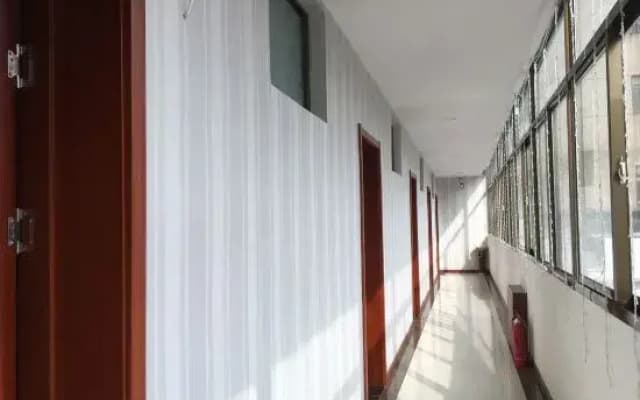 Universiade Express Hotel (Taiyuan South Railway Station)