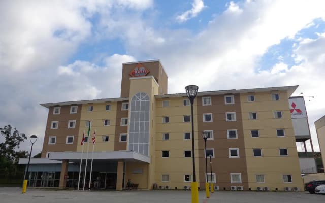 Hotel 10 Blumenau