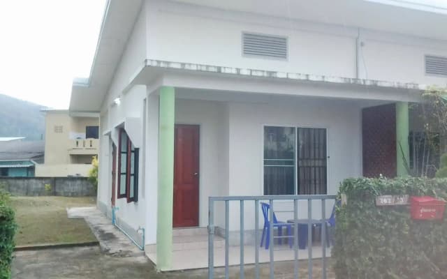 Beach Village House CH2