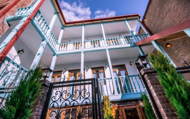 MUSMORE Boutique Hotel