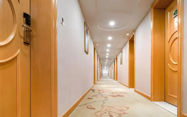 Vienna Hotel (Guiyang Huaguoyuan)