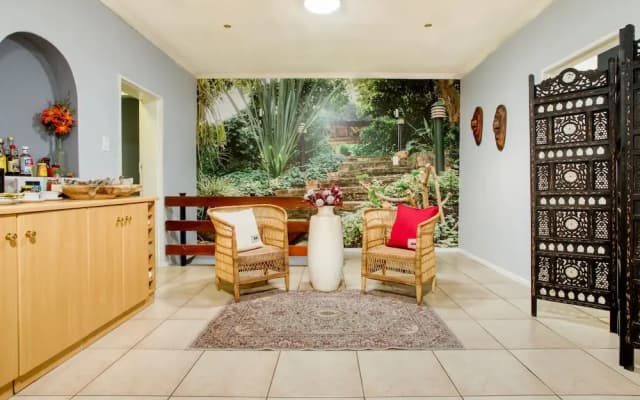Highlands Lodge Guest House