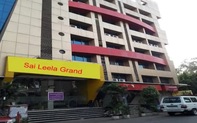 Hotel Sai Leela Grand