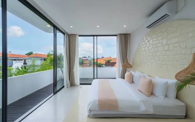 Villa Kalia by Pertama Stay