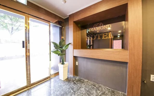 Diamond Hotel