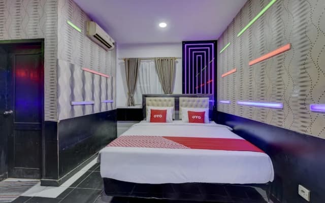 Zaara Guest House Syariah by OYO Rooms