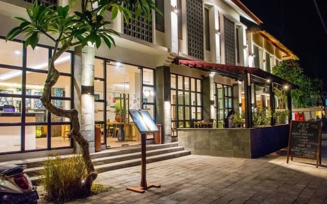 Lembongan Beach Club and Resort