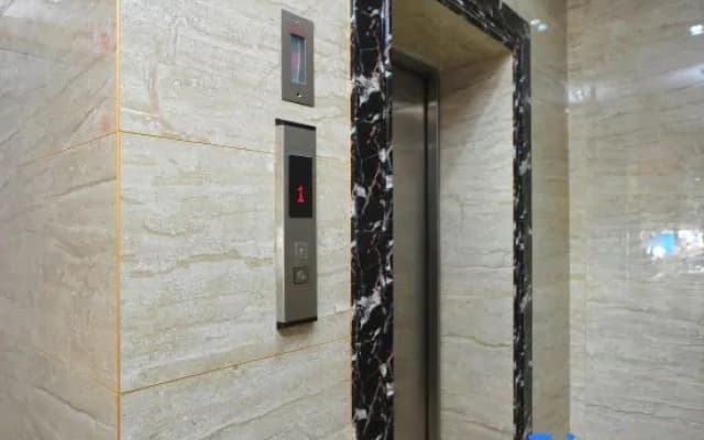 Yi Feng Bussiness Hotel